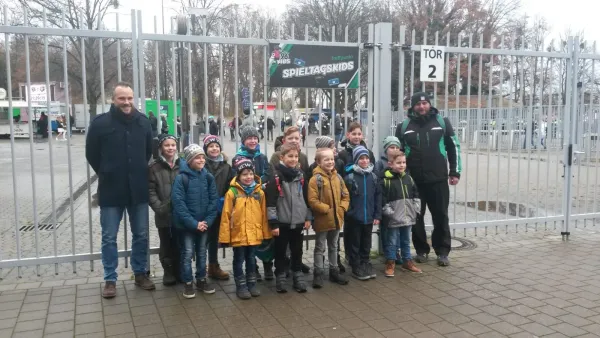 * FSV-Kids waren Einlaufkinder bei  Hannover 96 **