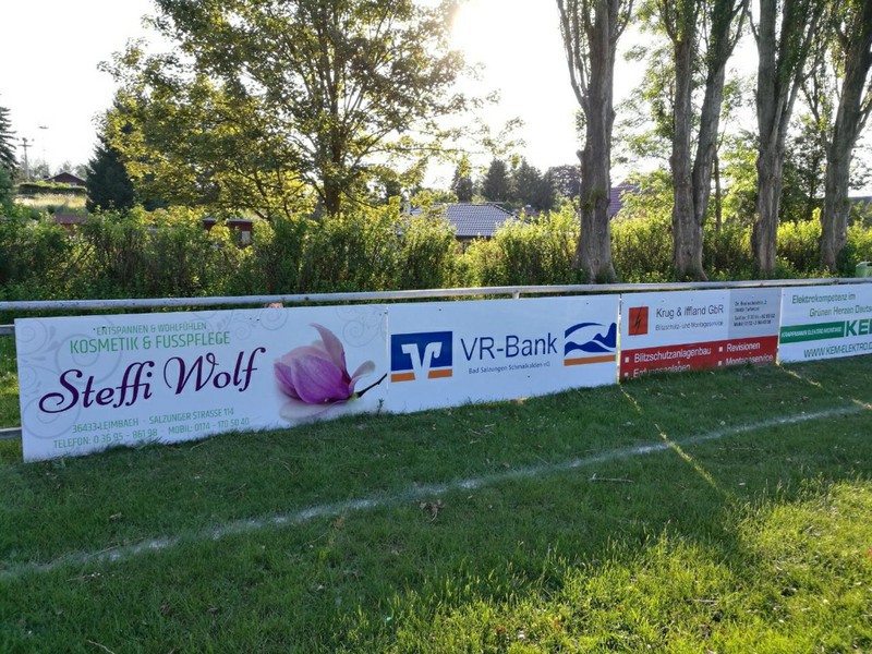 *** Weitere neue Werbebanden angebracht ***