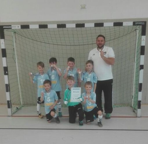 *** F-Jugend beendet Hallensaison mit 2. Platz ***