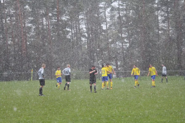 Punktspiel SG Bremen - FSV Leimbach