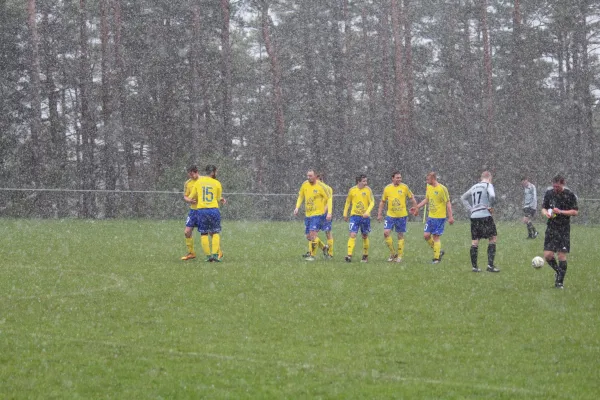 Punktspiel SG Bremen - FSV Leimbach