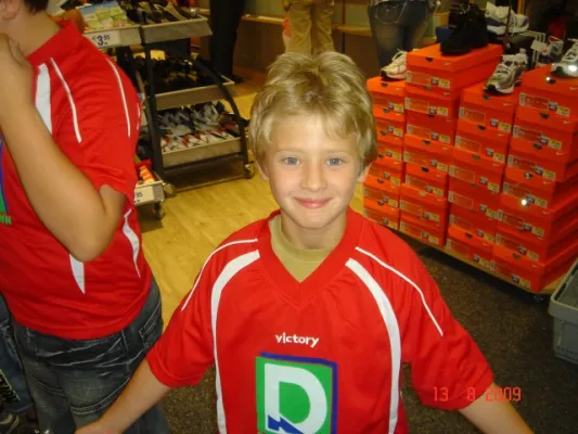 Deichmann-Trikots für D-Jugend