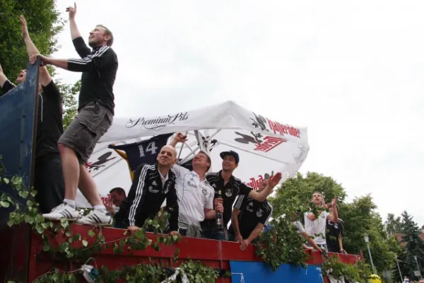 Umzug 100 Jahre FSV Teil I